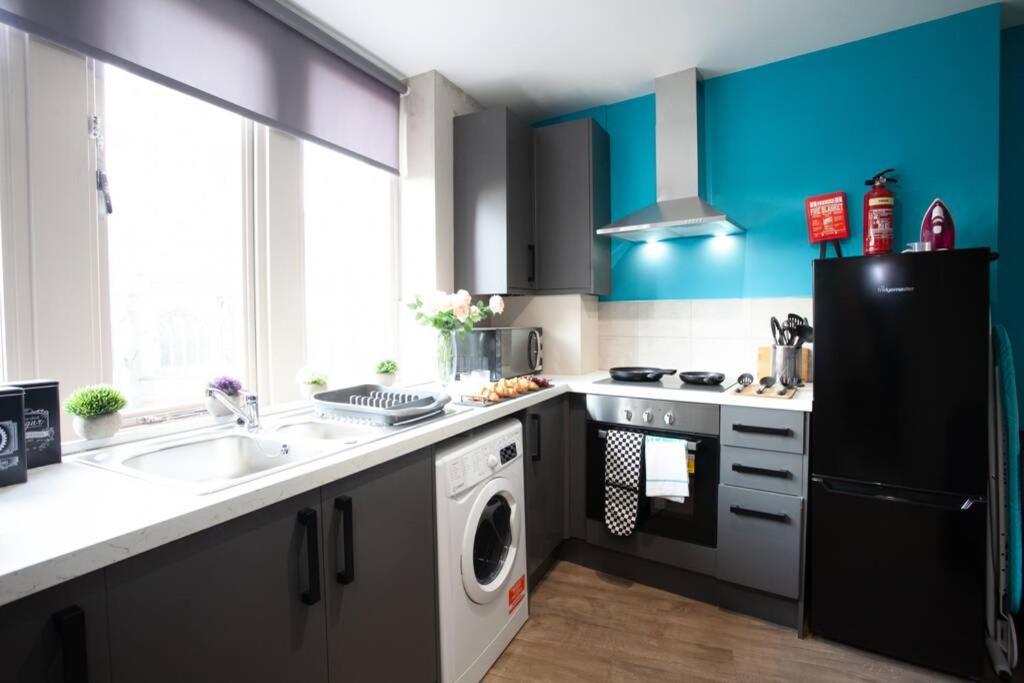 Stylish Central Location 2Bd Apartment Wigan Exteriör bild